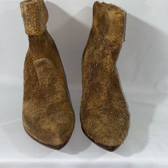 Free People Fuzzy Bombay Brown Suede Pointed Wedge Heel Ankle Booties DISTRESS - Picture 6 of 10